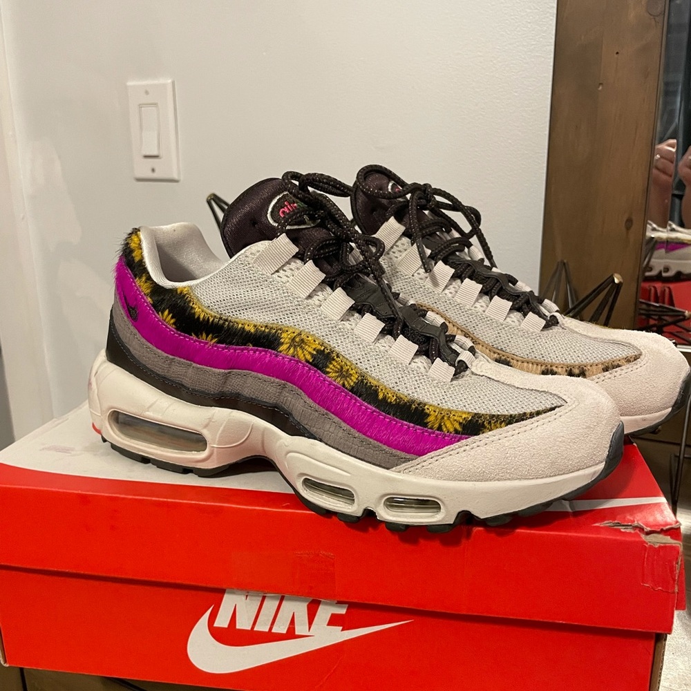 Wmns Air Max 95 Premium 'Animal Floral Prints'